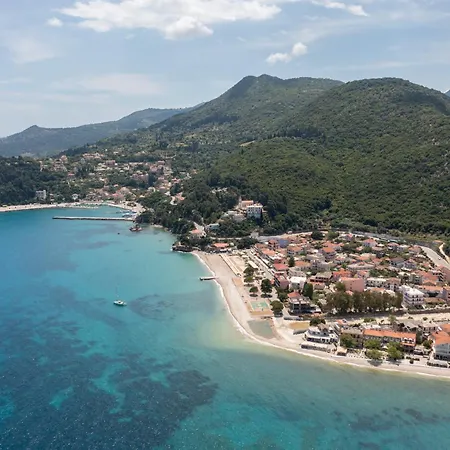 Flat On The Sea 아파트 *